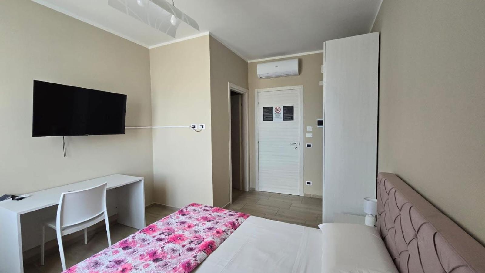 B&B Al Centro Siderno ภายนอก รูปภาพ